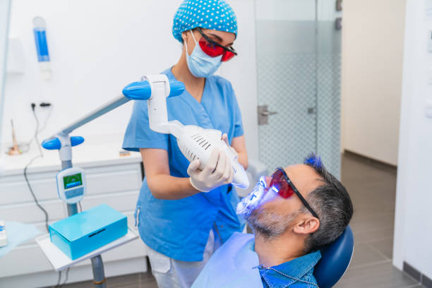 Best Emergency Gum Treatment in Oasis, CA